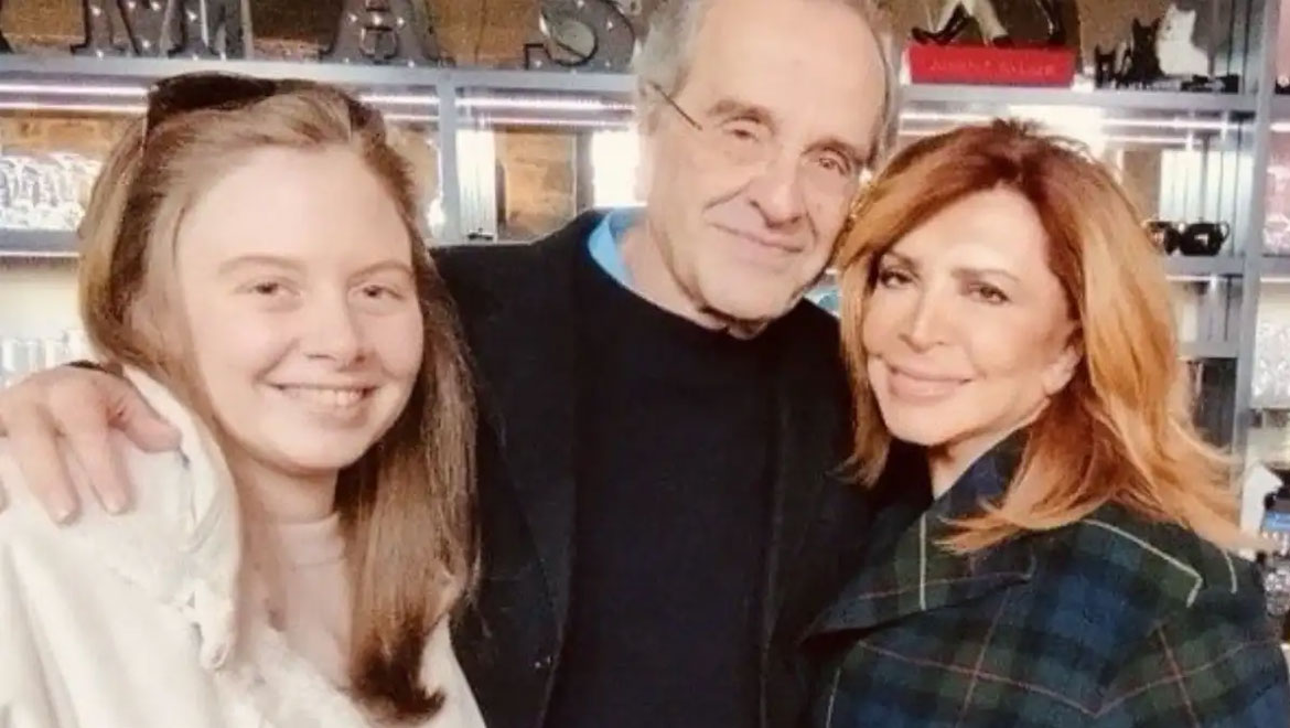 Μιμή Ντενίση: «Αντώνη, Γεωργία, πονάω μαζί σας, προσευχόμαστε για την αγνή ψυχή της»