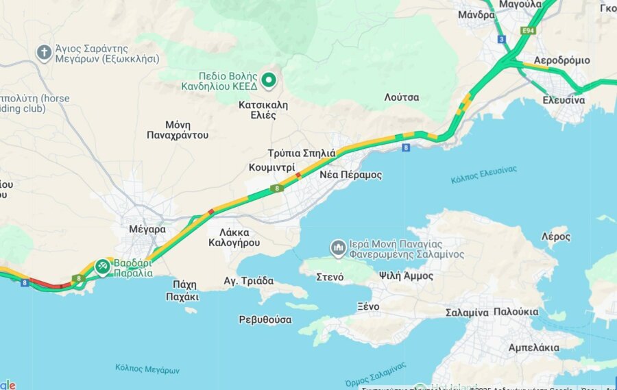 Κορυφώνεται η έξοδος των εκδρομέων του Αυγούστου - Αυξημένη η κίνηση στους δρόμους και τα λιμάνια