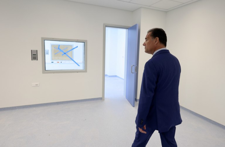 Μύδροι εργαζόμενων του «Ευαγγελισμός» κατά του «υπουργού εμπορίου της Υγείας» Γεωργιάδη - «Δεν βλέπει τα χάλια στα νοσοκομεία»