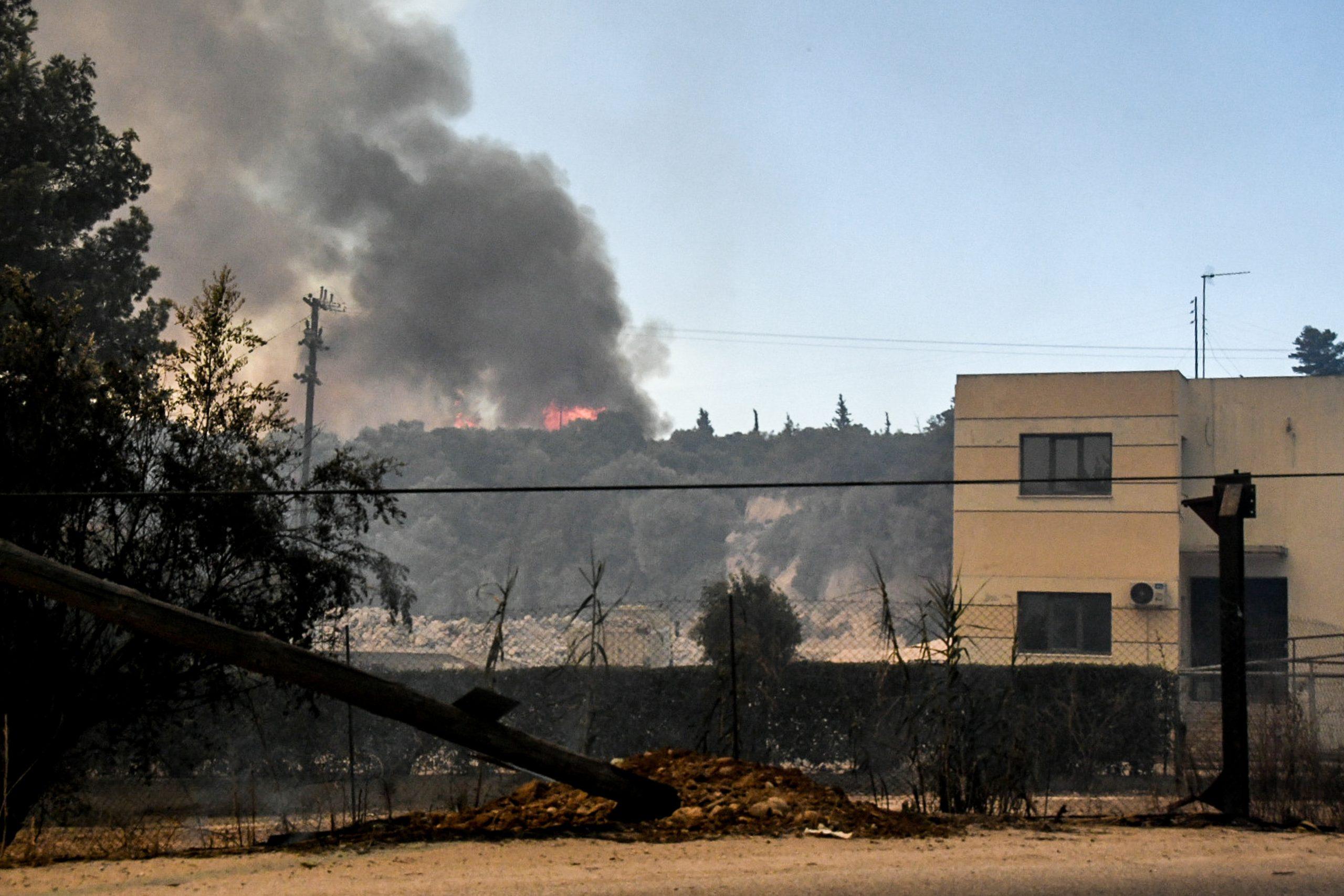 Εκκενώθηκαν προληπτικά εργοστάσια στη ΒΙΠΕ Πατρών
