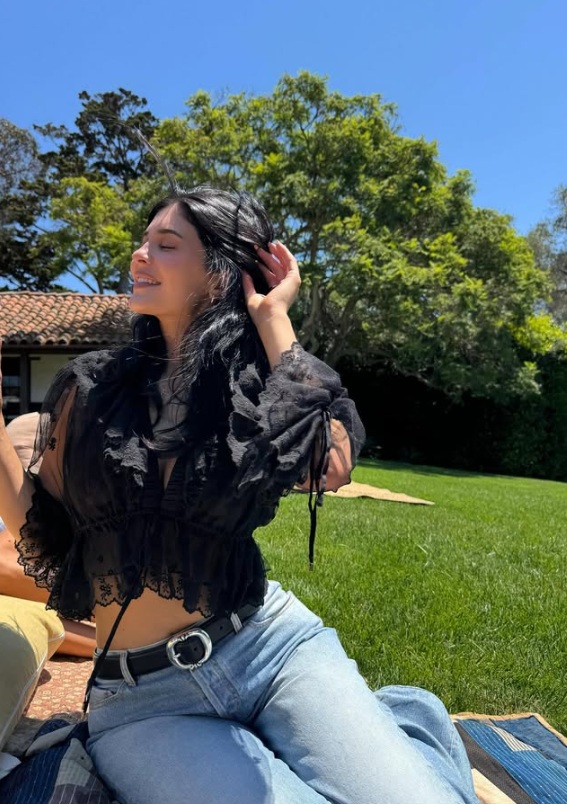 Η Kylie Jenner έγινε 28 ετών! Το φωτογραφικό άλμπουμ από το ξεχωριστό πάρτι γενεθλίων που διοργάνωσε η αδελφή της, Kendall