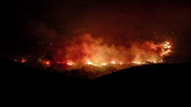 Εφιαλτική νύχτα σε Αχαΐα, Χίο, Ζάκυνθο, Πρέβεζα - 52 άνθρωποι στο νοσοκομείο, καμένα σπίτια και επιχειρήσεις