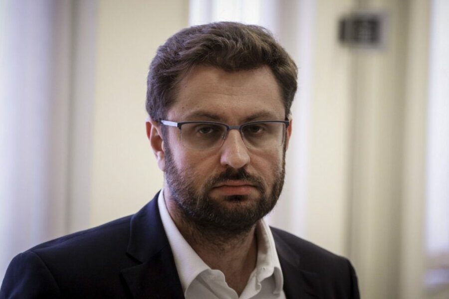Κ. Ζαχαριάδης για Σ. Βούλτεψη: Θα τη μαζέψει επιτέλους ο κ. Μητσοτάκης;