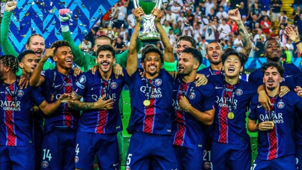 Η απονομή του Super Cup στην Παρί Σεν Ζερμέν (vid)