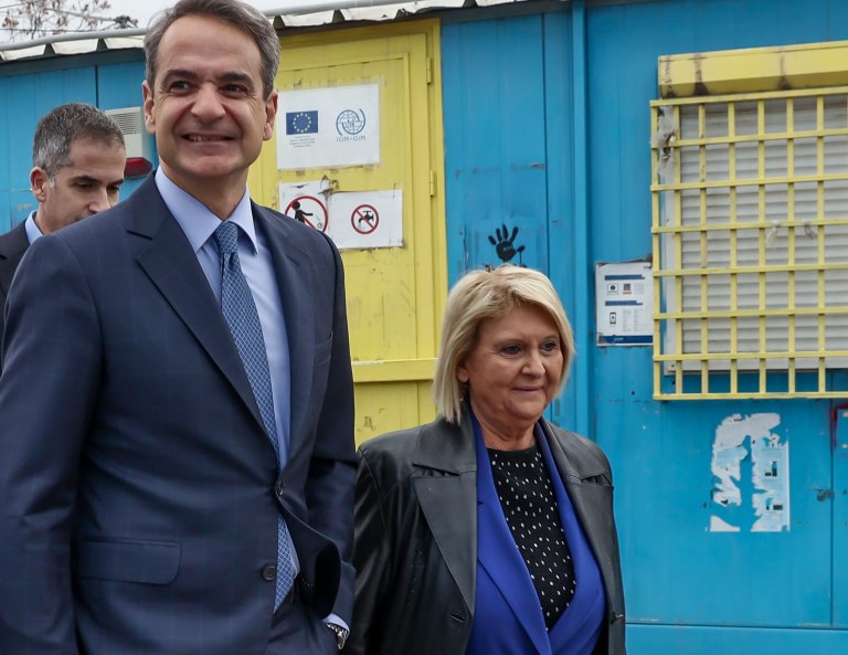 Νέα Αριστερά: Να αποπεμφθεί η Βούλτεψη από τη ΝΔ - Ο Μητσοτάκης παρακολουθούσε τις πυρκαγιές από τη βίλα του