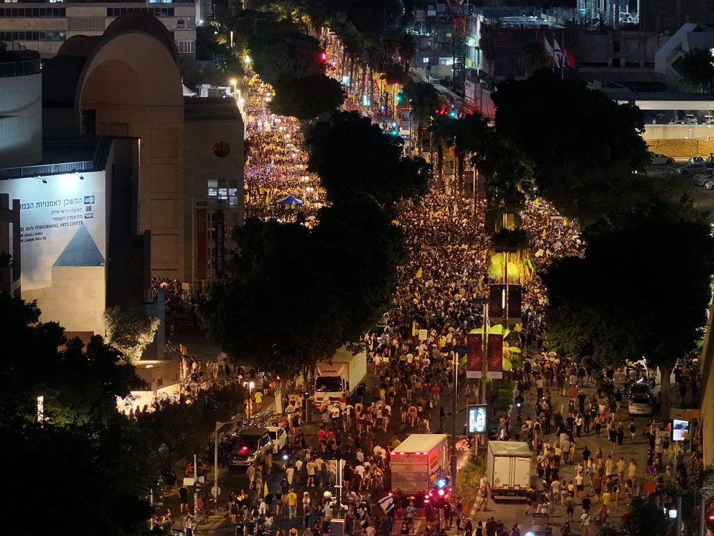 Τεράστια διαδήλωση στο Τελ Αβίβ για την απελευθέρωση των Ισραηλινών ομήρων στη Γάζα