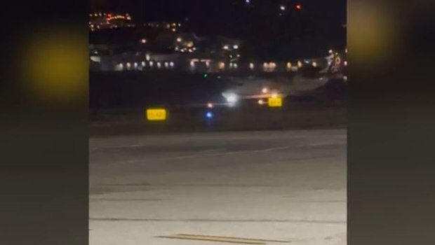 Αναγκαστική προσγείωση ελικοφόρου αεροσκάφους στη Μύκονο