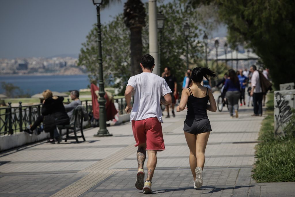 Νέα μελέτη καταρρίπτει τον μύθο των 10.000 βημάτων ημερησίως για υγεία και ευεξία