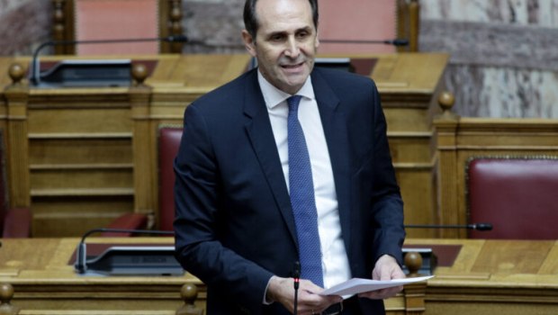 Απόστολος Βεσυρόπουλος: Σε 20 λεπτά έφθασε το ασθενοφόρο - Η ανακοίνωση του υπουργείου Υγείας