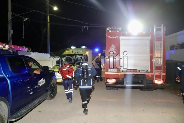 Φωτιά σε ανενεργό γήπεδο στην Κρήτη: Διασωληνωμένα τα δύο άτομα που εγκλωβίστηκαν και τραυματίστηκαν