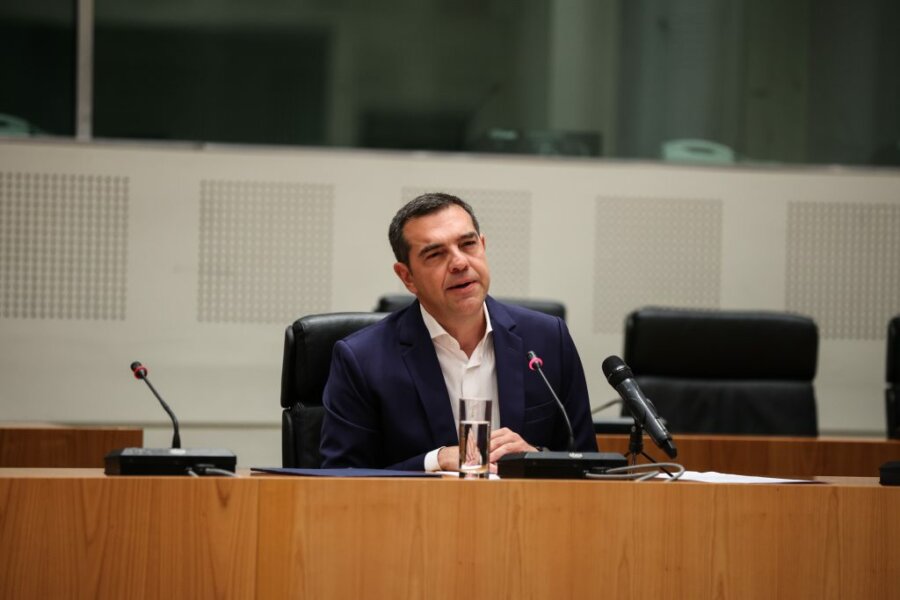 Ο Τσίπρας, το βιβλίο και η «δραματοποίηση»