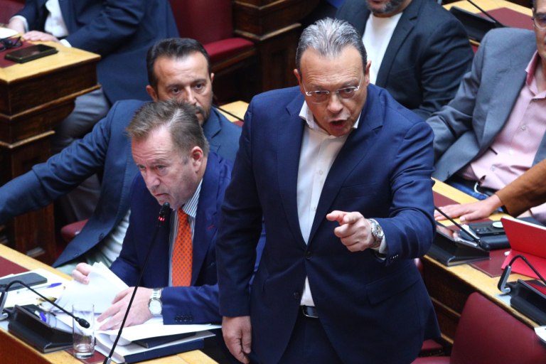 Φάμελλος για ΟΠΕΚΕΠΕ: Ποιοι σοβαροί επιχειρηματίες θα εμπιστευτούν μια χώρα η οποία έχει σκάνδαλα διαφθοράς;