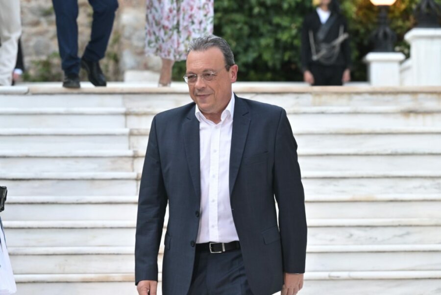 Φάμελλος: «Ο κ. Μητσοτάκης φαίνεται ότι απεχθάνεται οτιδήποτε δημόσιο»