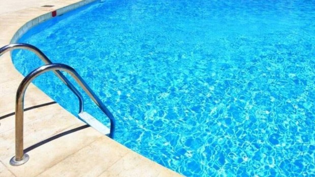 Μύκονος: Σύνεργα ναρκωτικών και λευκή σκόνη βρέθηκε στο δωμάτιο όπου εντοπίστηκε νεκρός ο 25χρονος