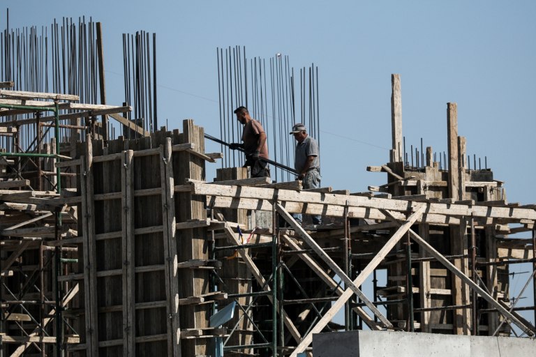 Νέα Αριστερά: Το νέο νομοσχέδιο επιβάλλει εργασιακό κανιβαλισμό - Δίκαιη εργασία δεν σημαίνει 13ωρα