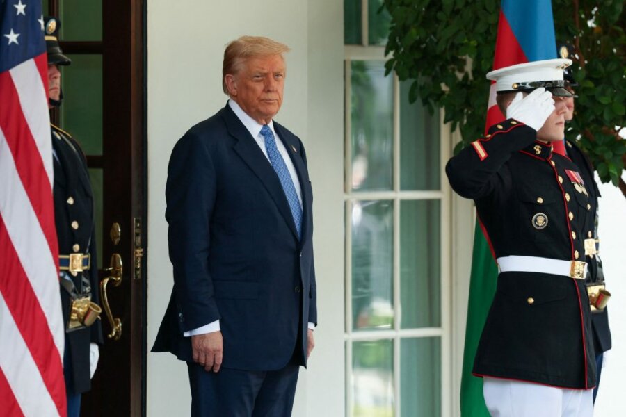 Ντόναλντ Τραμπ επίσημα