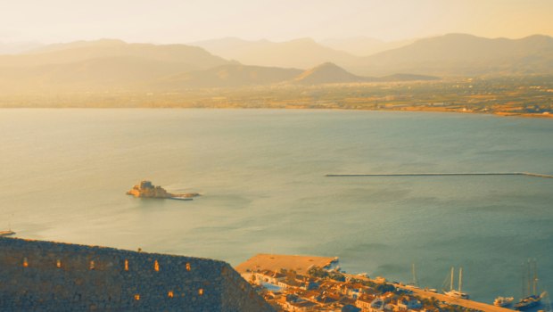 «Η πιο ρομαντική παραθαλάσσια πόλη στην Ελλάδα» σύμφωνα με το National Geographic