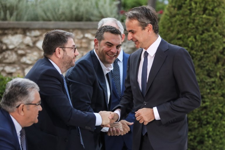 ΠΑΣΟΚ: Μεταξύ ΔΕΘ, εκλογικού νόμου και… κεντροαριστερών διεργασιών
