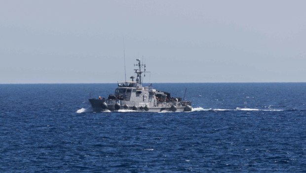 Χίος: Βίντεο - ντοκουμέντο από την στιγμή που ο κρατούμενος πέφτει στη θάλασσα για να δραπετεύσει