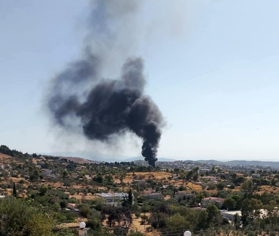Παλλήνη: Ξέσπασε φωτιά στο Μουσικό Σχολείο - Συναγερμός στην Πυροσβεστική