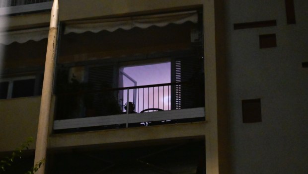 Πατήσια: «Αρνιόταν να πάει στον γιατρό όσο και να φωνάζαμε εμείς» λέει ο πατέρας της 34χρονης