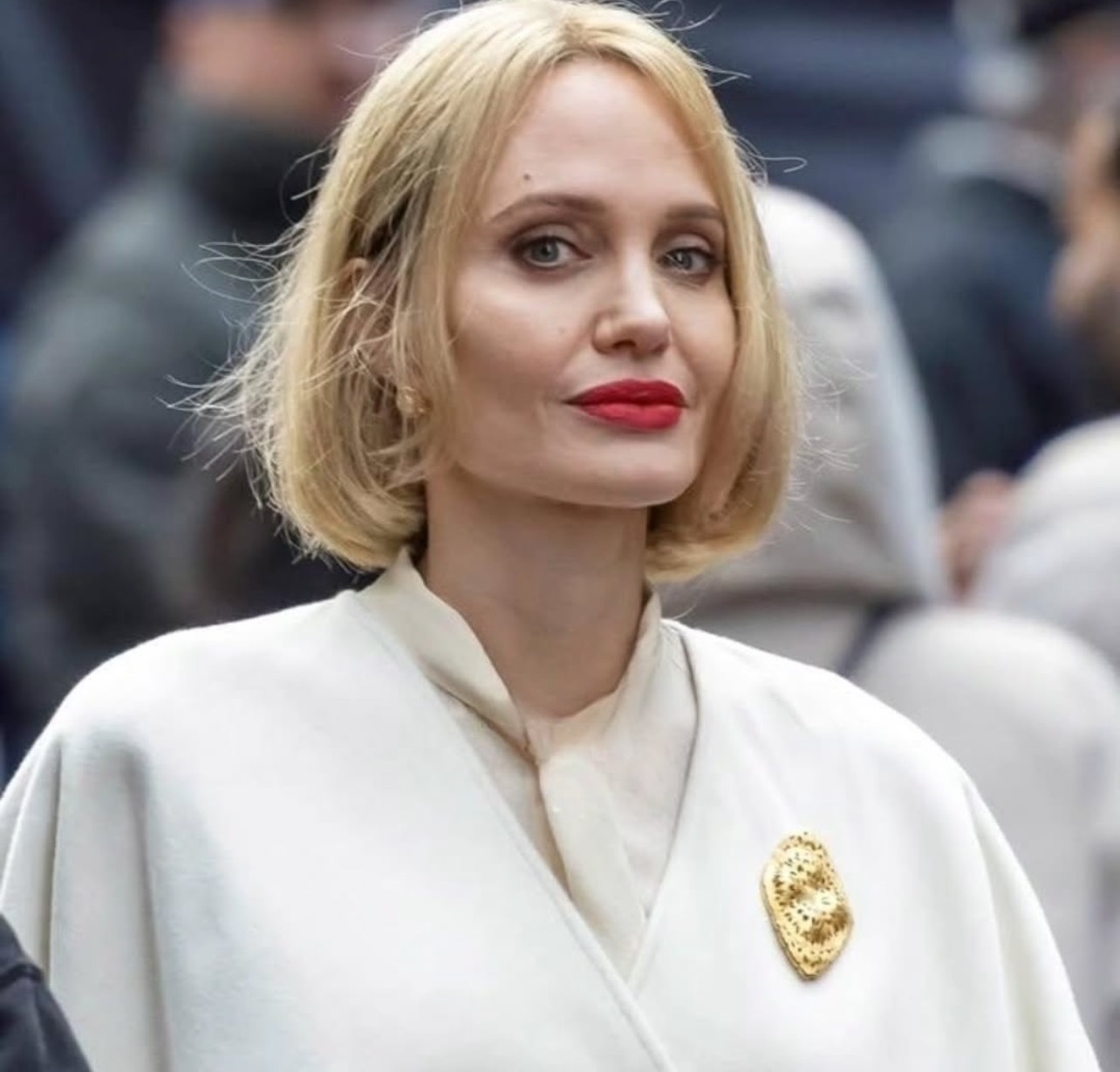 Angelina Jolie: Η μεγάλη αλλαγή που πραγματοποίησε στα μαλλιά της για τον νέο της ρόλο