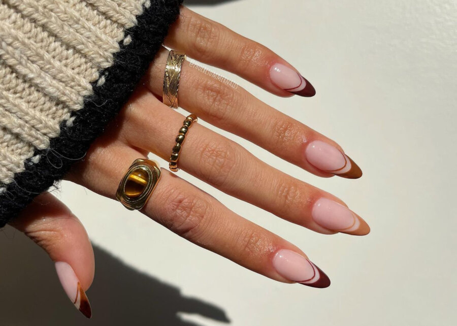 Latte Nails: Το cozy μανικιούρ που πρέπει να δοκιμάσετε μέσα στο φθινόπωρο
