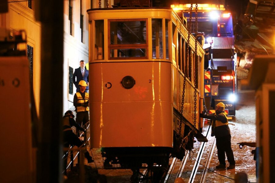 Λισαβόνα: Εσπασε το καλώδιο και συνετρίβη το τελεφερίκ – Τι έδειξε η πρώτη έρευνα για την τραγωδία