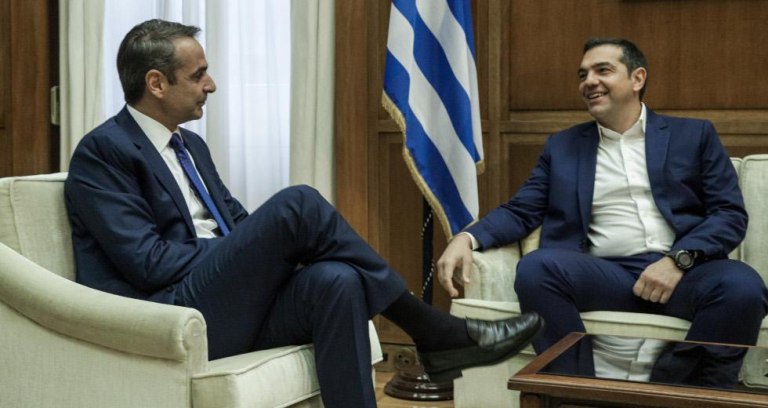 Ο Αλέξης στη Θεσσαλονίκη δαιμονίζει την κυβέρνηση, αλλάζει τώρα το τροπάρι ο Κυριάκος και τον βλέπει σαν παρέκκλιση