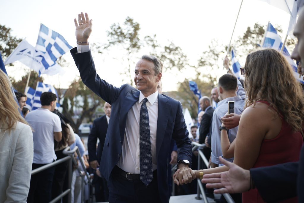 Τι κρύβουν οι εξαγγελίες Μητσοτάκη: Τα «ανοίγματα», η προεκλογική τροχιά, το μετεκλογικό τοπίο