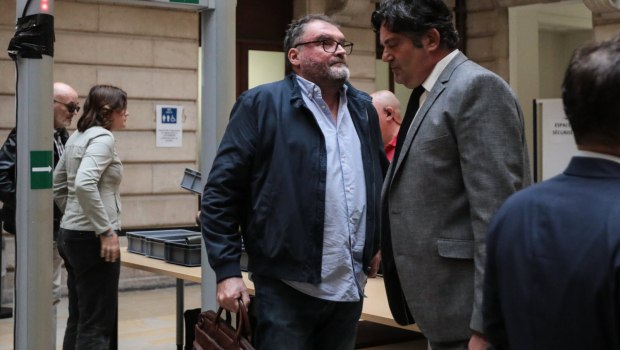 Γαλλία: Αναισθησιολόγος δικάζεται για τον φόνο 12 ασθενών και τη δηλητηρίαση άλλων 18