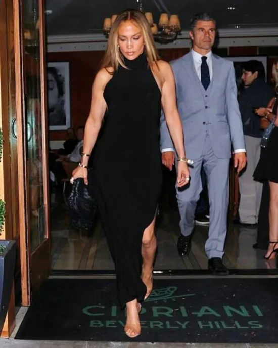 Χρήστος Βασιλόπουλος: Στο πλευρό της Jennifer Lopez σε βραδινή της έξοδο στο Beverly Hills