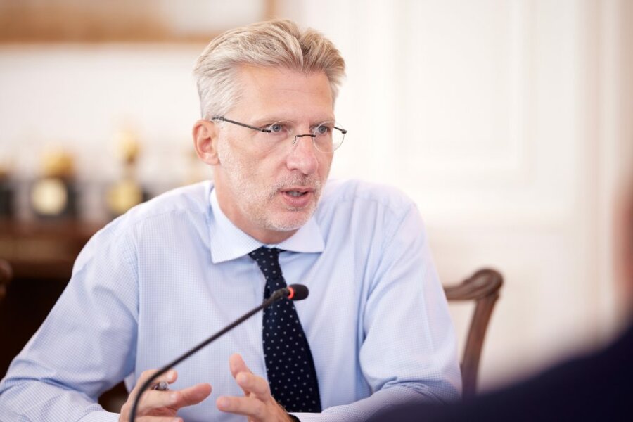 Σκέρτσος: Δεν παραλάβαμε την Ελβετία, παραλάβαμε μια χώρα που έβγαινε από χρεοκοπία και μνημόνια