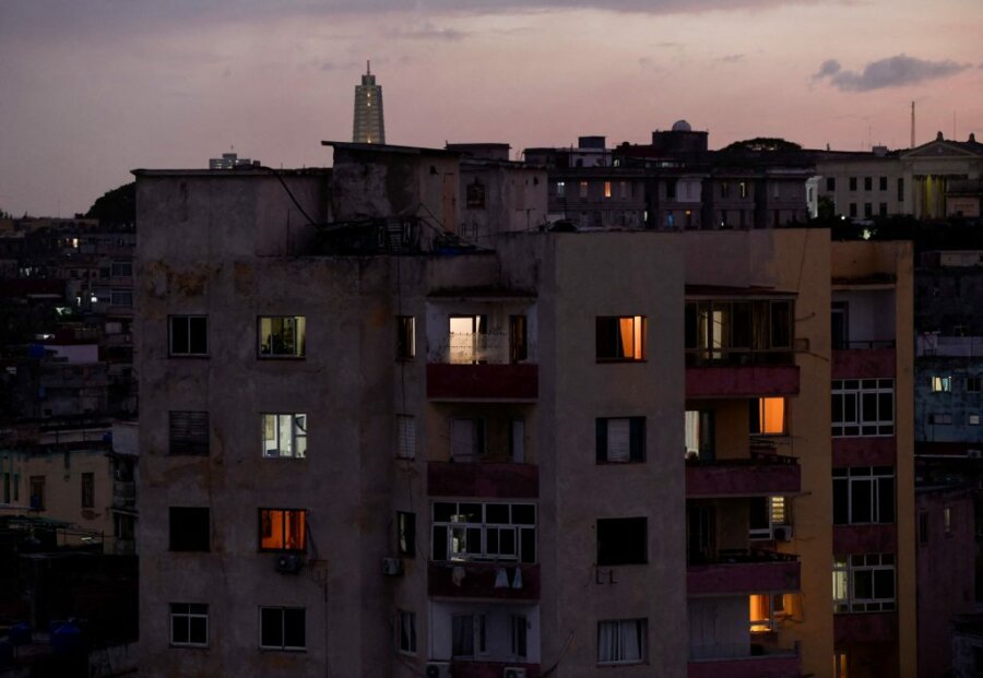 Κούβα: Συνεχίζεται το μπαράζ των γενικών μπλακ-άουτ στην ηλεκτροδότηση – Αντιμέτωπη με σοβαρή ενεργειακή κρίση η χώρα