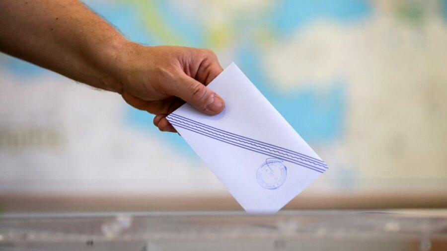 Δημοσκόπηση Opinion Poll: Μικρή άνοδος της ΝΔ μετά την ΔΕΘ – Πώς αξιολογούν οι πολίτες τα μέτρα που ανακοινώθηκαν