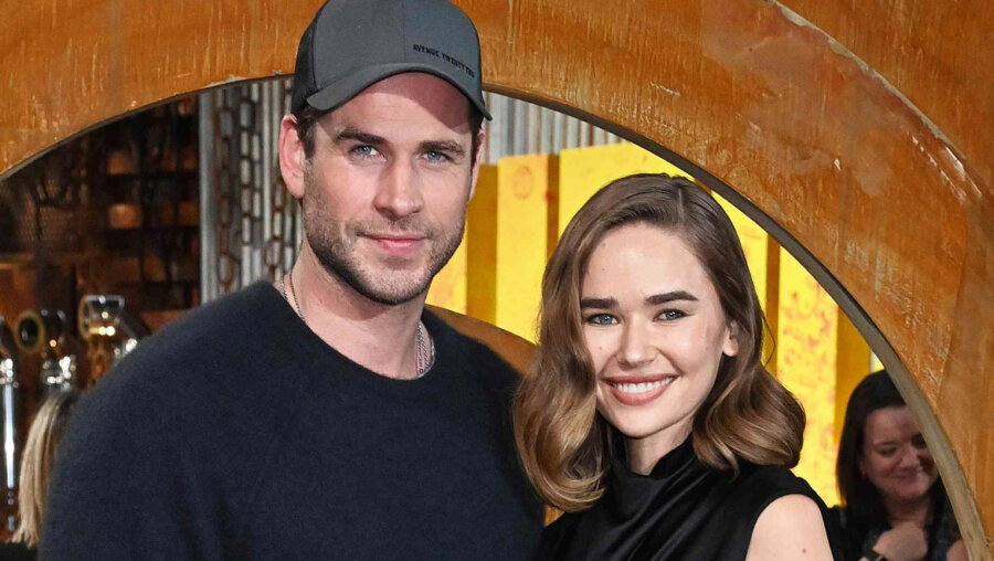 Liam Hemsworth: Aρραβωνιάστηκε με την Gabriella Brooks - Το εντυπωσιακό δαχτυλίδι του αρραβώνα τους