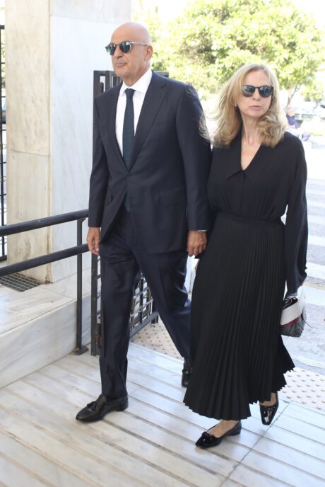 Λένα Σαμαρά: Συντετριμμένη η οικογένεια του Αντώνη Σαμαρά στο 40ήμερο μνημόσυνό της - Φωτογραφίες