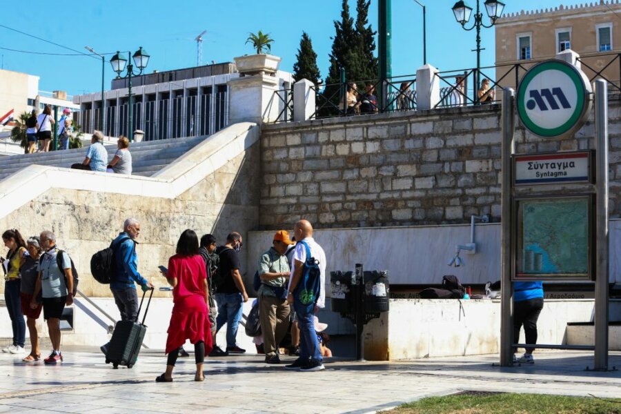 Η ΔΕΘ, τα γκάλοπ και τα μηνύματα – Τι ψηφίζει η σιωπηλή πλειοψηφία