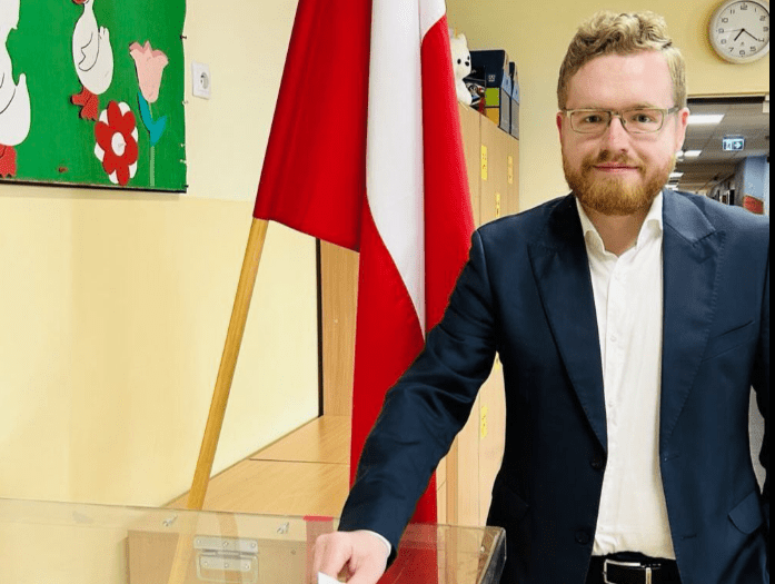 Ο Νταριούζ Σταντέρσκι, αναπληρωτής υπουργός ψηφιακών υποθέσεων της Πολωνίας