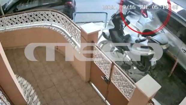 Κορυδαλλός: Η στιγμή που ληστής επιτίθεται σε 26χρονη – Βίντεο ντοκουμέντο