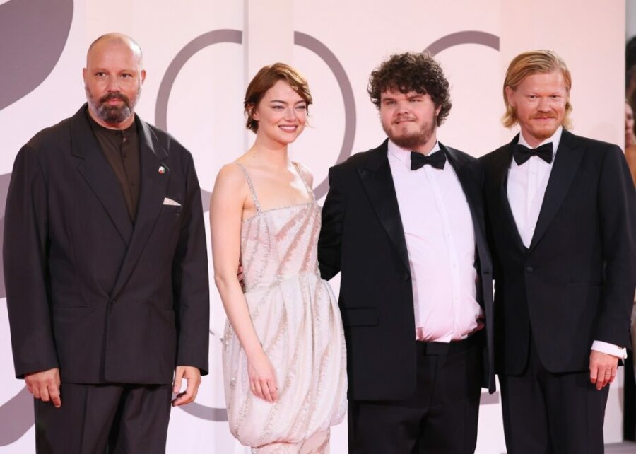 Prada: Ο Γιώργος Λάνθιμος σκηνοθετεί τη Scarlett Johansson για τη νέα καμπάνια του οίκου