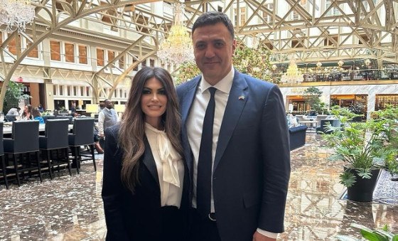 Τετ α τετ Κικίλια – Γκίλφοϊλ στην Ουάσιγκτον