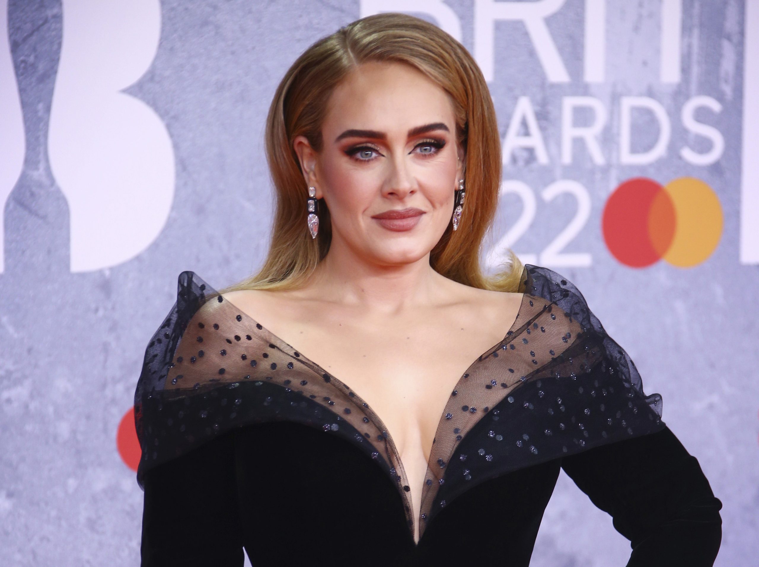 Η Adele σε συζητήσεις για το ημίχρονο του Super Bowl 2026