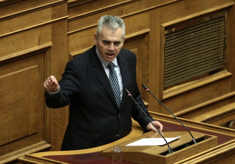 Φωτογραφία στην οποία απεικονίζεται ο Μάξιμος Χαρακόπουλος
