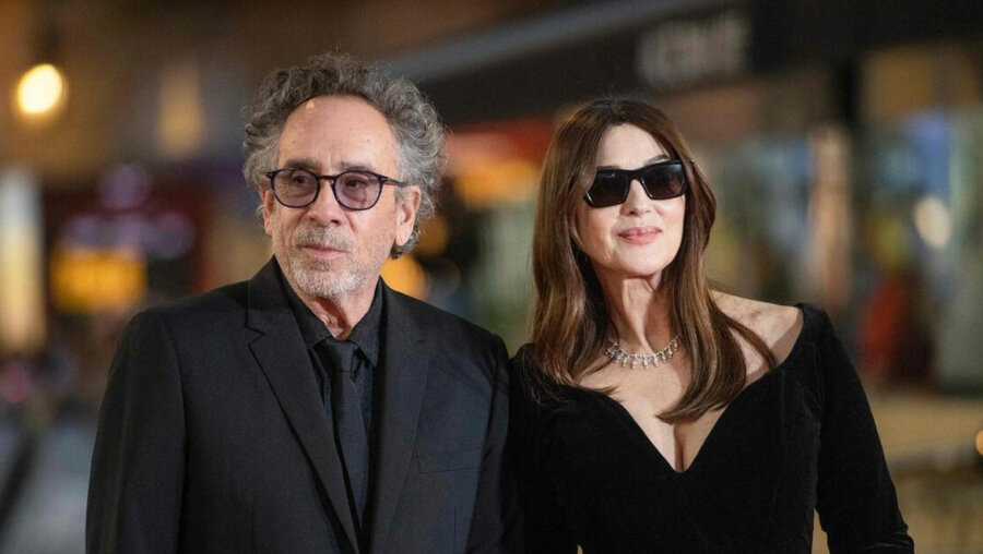 Monica Bellucci – Tim Burton: Ανακοίνωσαν τον χωρισμό τους ύστερα από τρία χρόνια σχέσης