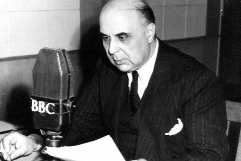 Δένδιας για τα 54 χρόνια από τον θάνατο του Σεφέρη: «Τίμησε τα Ελληνικά Γράμματα και το Διπλωματικό Σώμα»