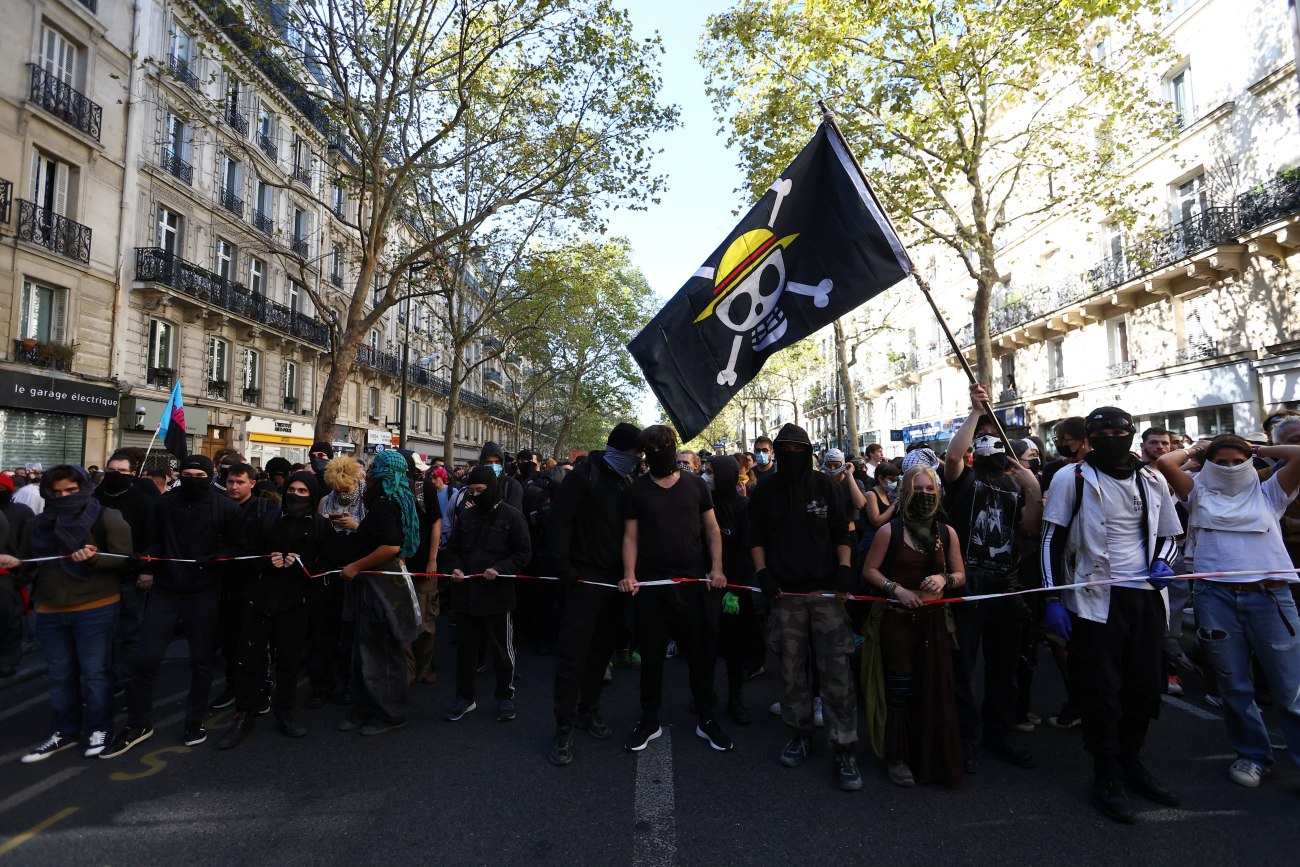 Από την Ασία μέχρι την Ευρώπη: Γιατί η Gen Z ενώνεται κάτω από τη σημαία του One Piece