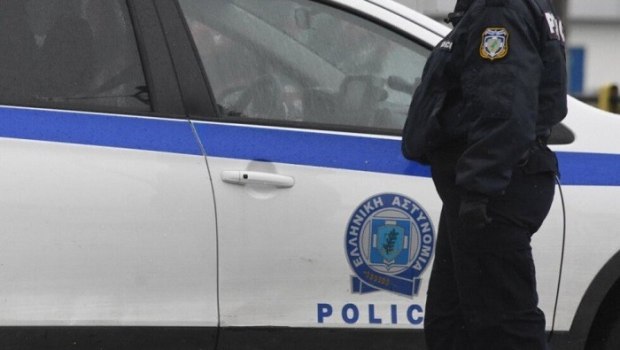 Δύο συλλήψεις για ρατσιστική επίθεση σε 26χρονο μετανάστη εργαζόμενο σε εστιατόριο στην Καλλιθέα
