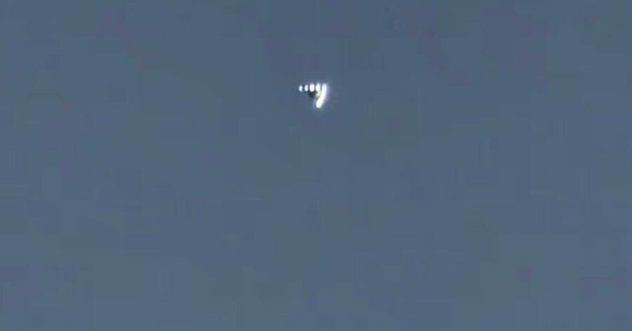 UFO ή προηγμένη τεχνολογία των ΗΠΑ: Τι ήταν το αντικείμενο σε σχήμα V που απαθανατίστηκε στο Λος Άντζελες