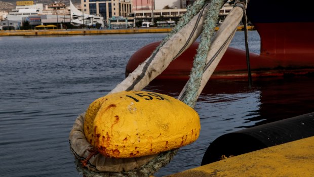 Σοβαρός τραυματισμός 20χρονου ναυτικού σε επιβατηγό πλοίο - Μεταφέρθηκε στο νοσοκομείο χωρίς τις αισθήσεις του